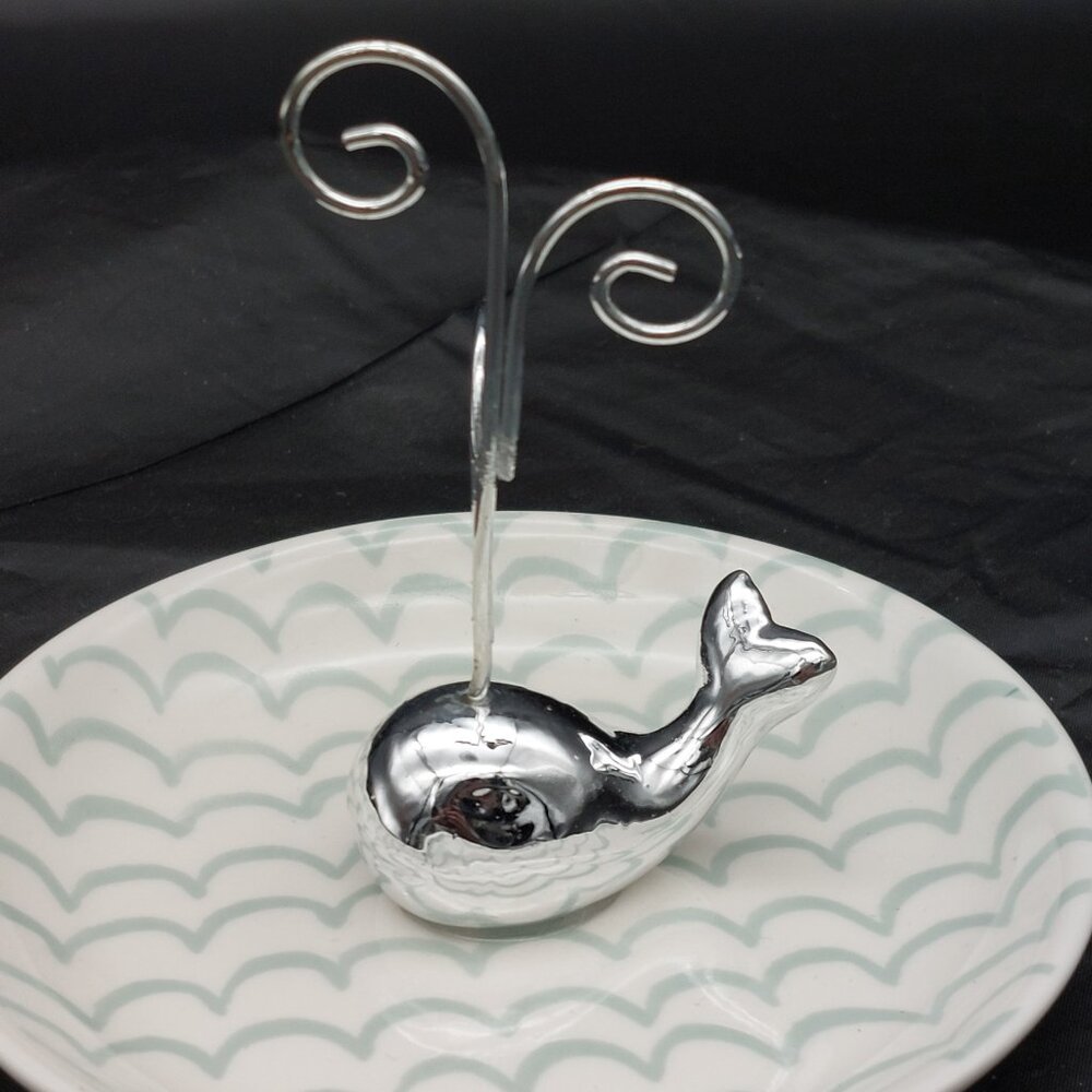 Lauren Conrad Whale Jewelry Dish Ring Holder Trinket Tray Kohl's Metal Ceramic - Picture 3 of 16